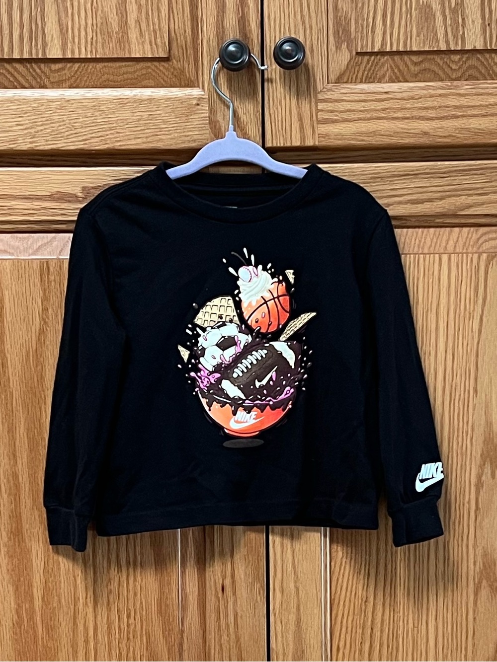 Boys Nike Black L/S Tee with Ice Cream Sports Graphic, EUC, Size 2T